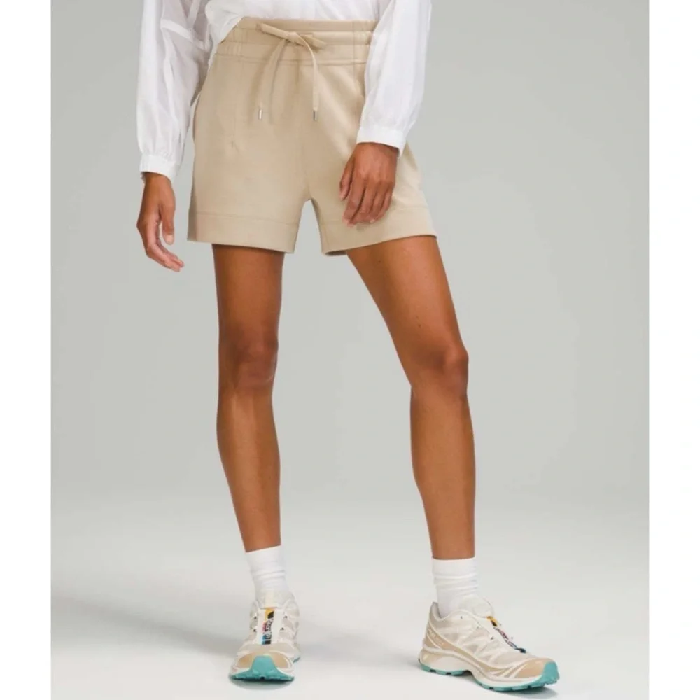 Lululemon Soft Ambitions High Rise Athletic Shorts Softstreme Short Trench 12 - Picture 1 of 10